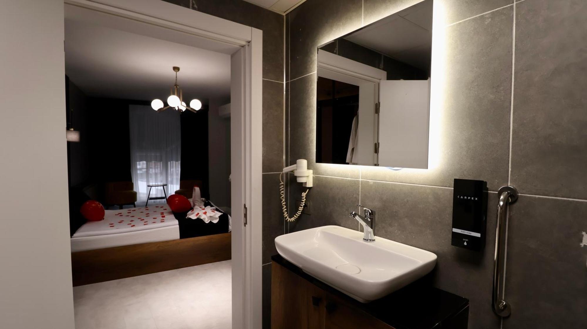 Isbilir Hotel Νεβσεχίρ Εξωτερικό φωτογραφία